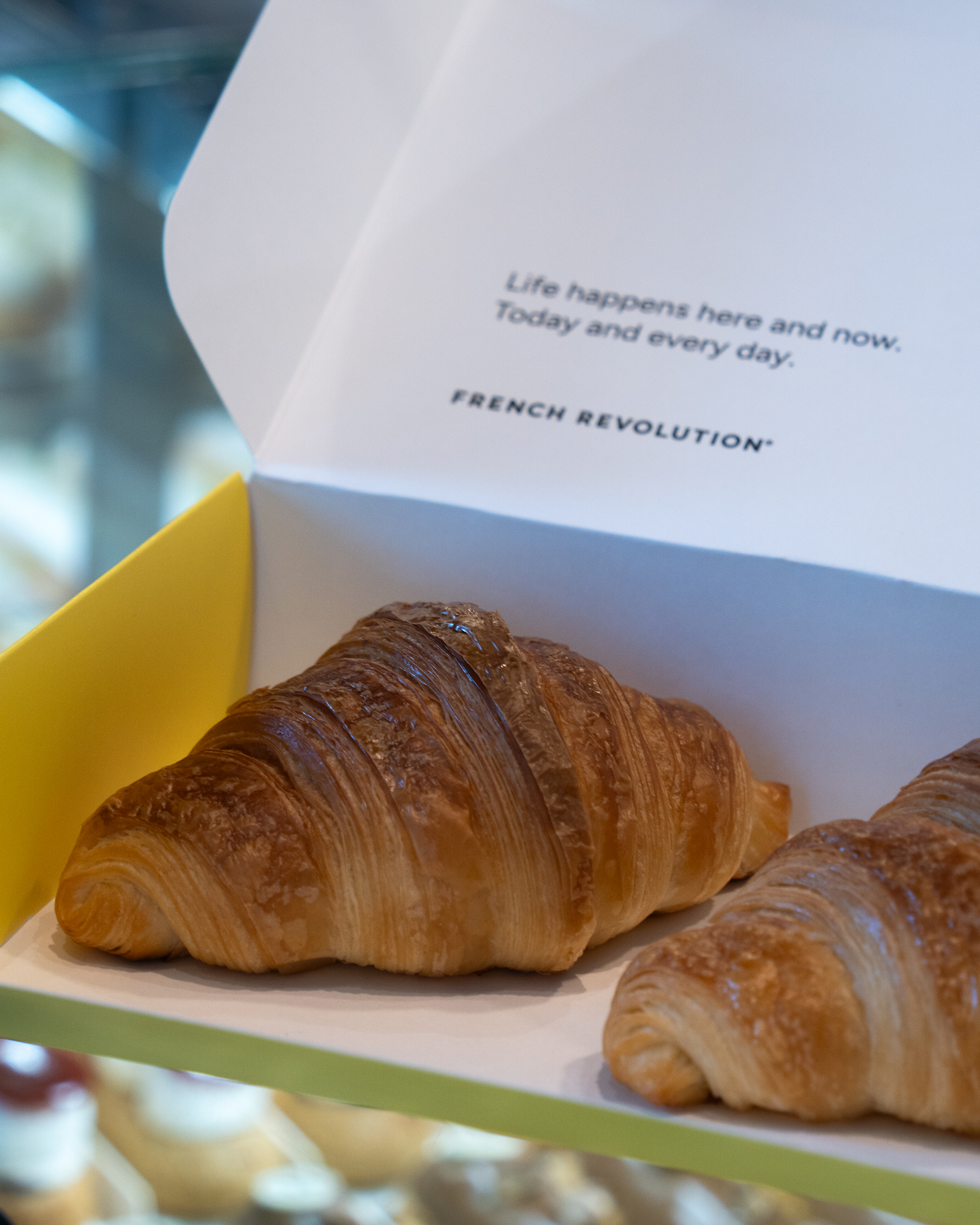 Croissant cu unt